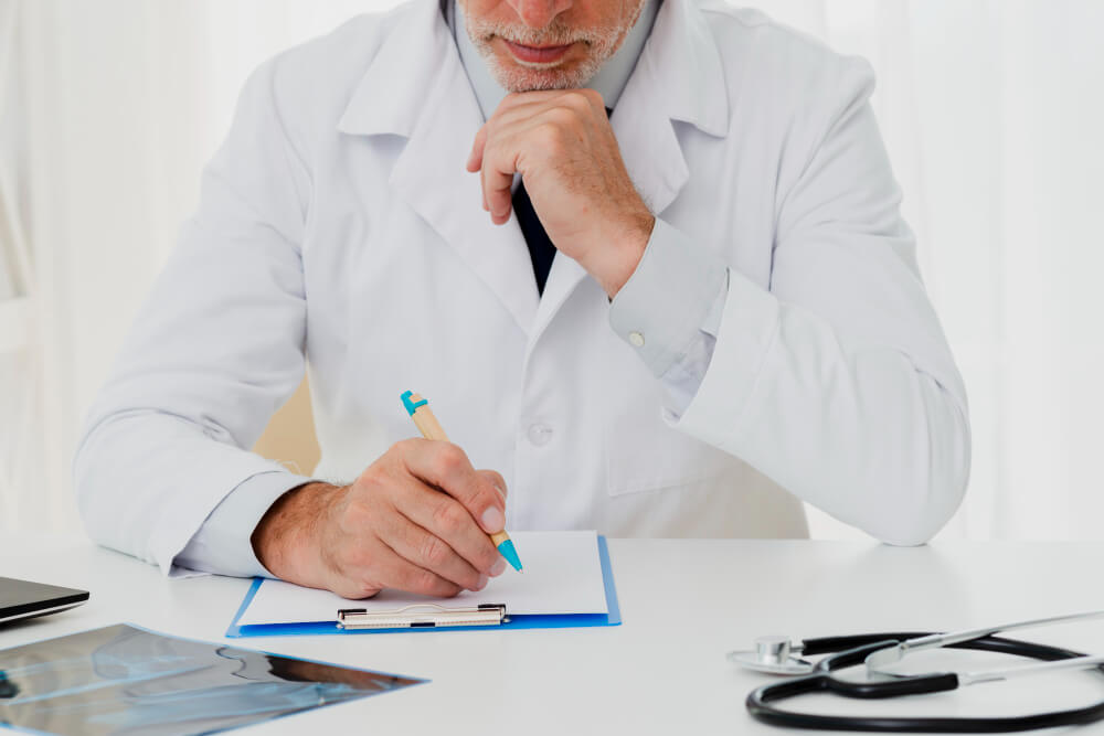 Exame Nacional de Medicina (ENPM): o que muda para os novos médicos?